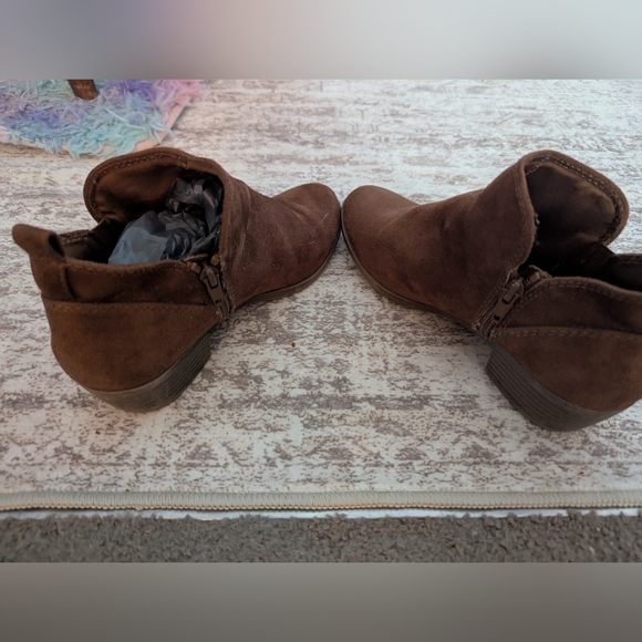Brown Suede Ankle Boots - Picture 5 of 11